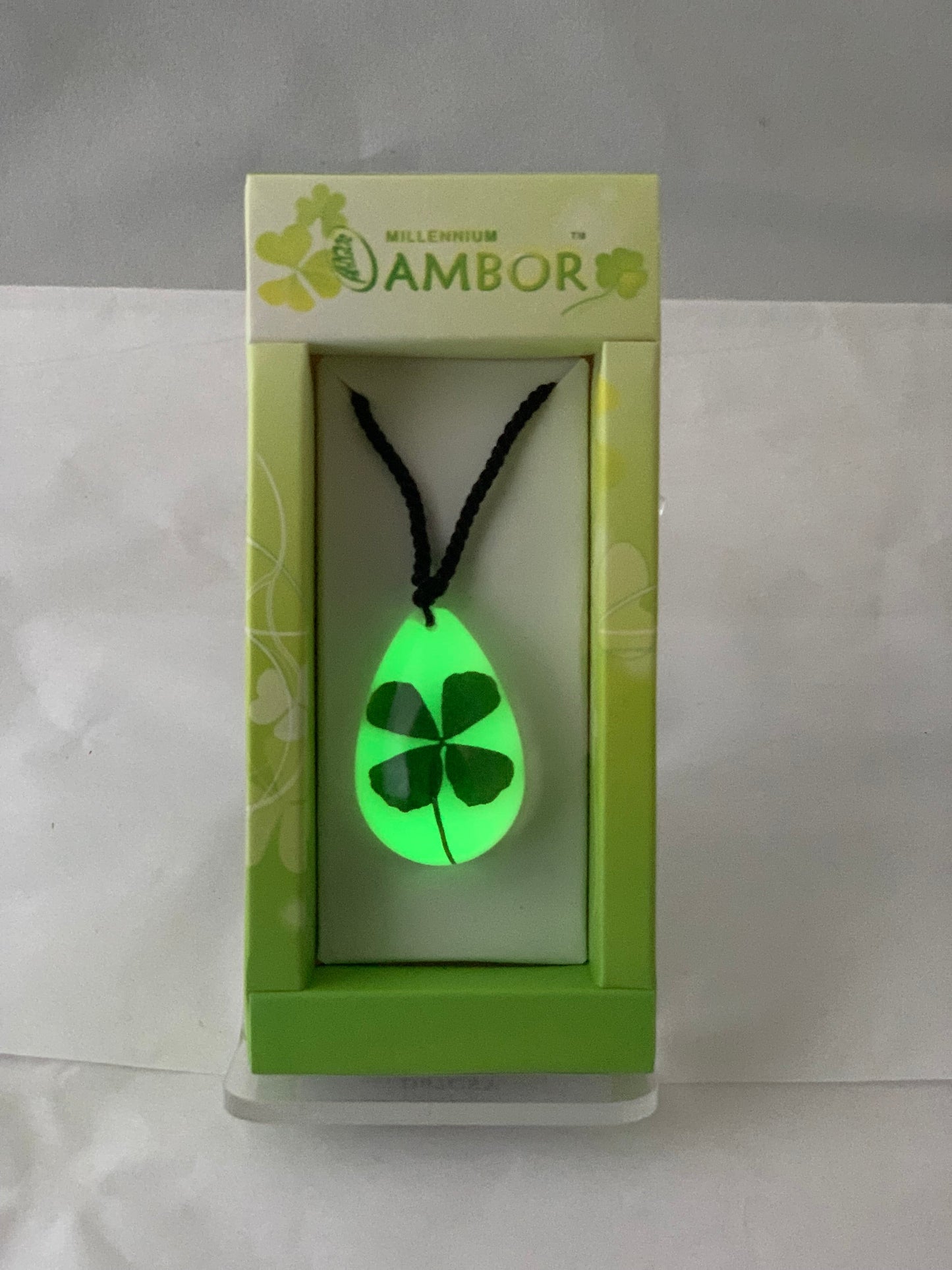 Lucky Clover Teardrop Necklace - Glow-in-the-dark