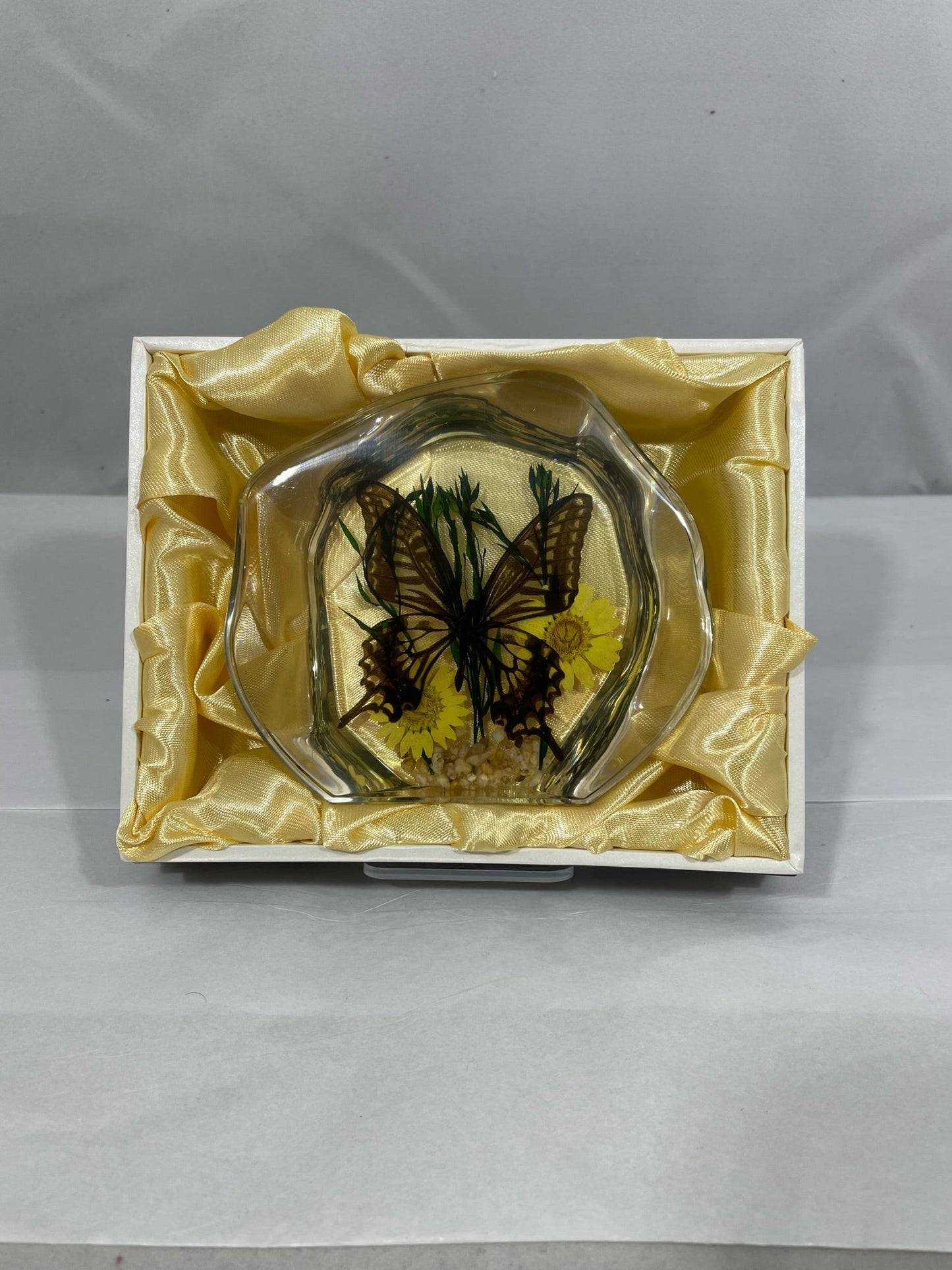 4.5" Alt. Swallowtail Butterfly Decoration