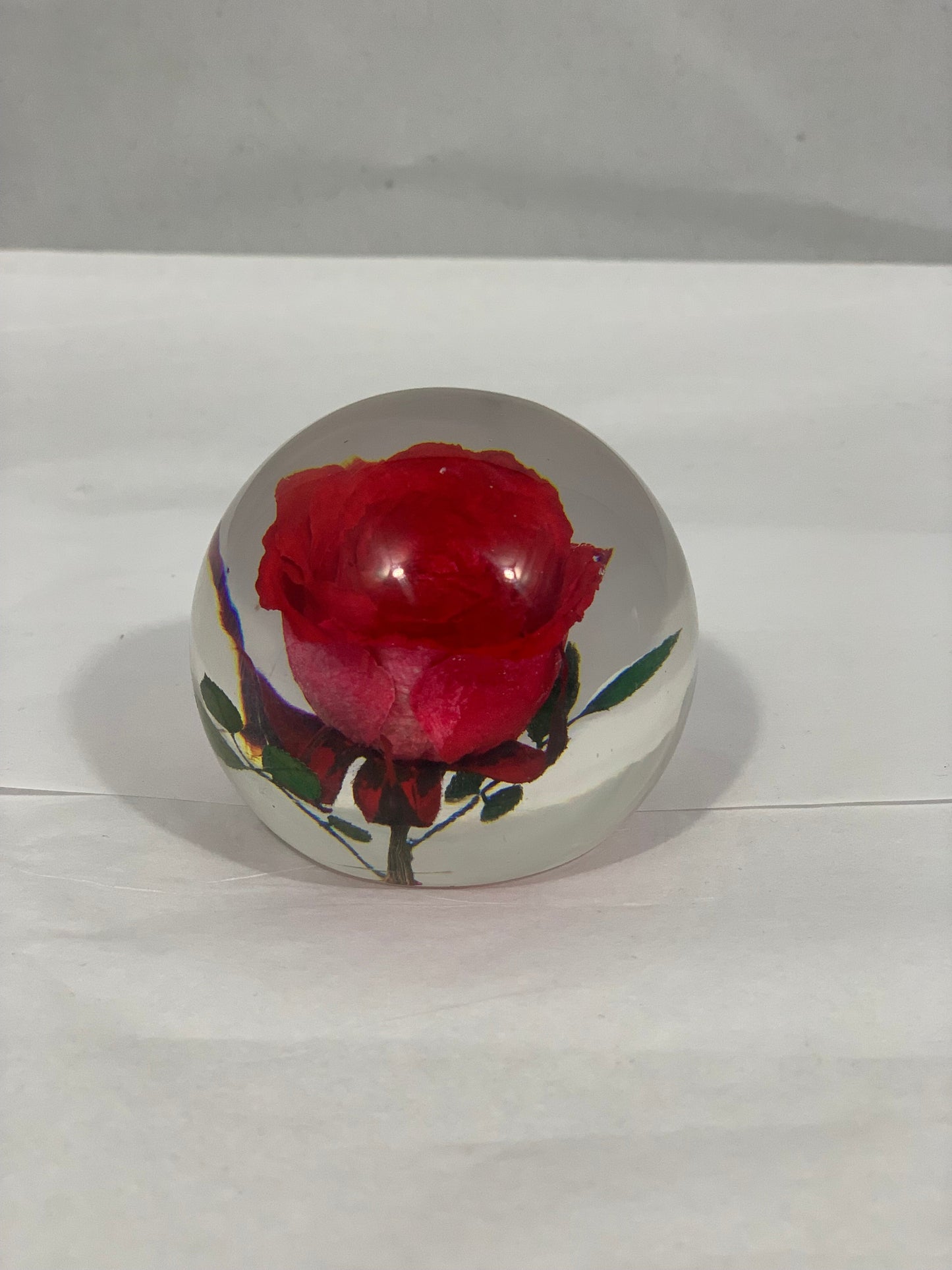 2.1" Forever Red or Blue Rose Encased in Resin Globe Desk Decoration